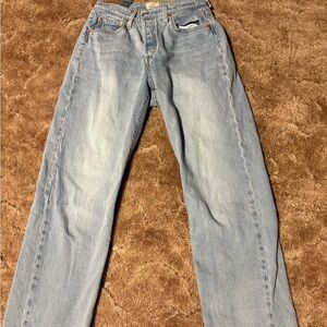 Classic Light Blue Levi’s  Jeans